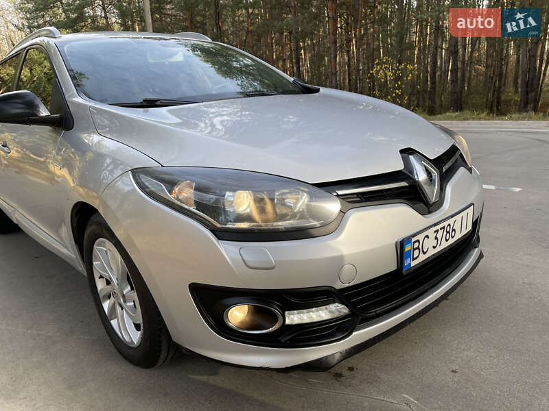 Универсал Renault Megane 2015 в Славуте фото 57 Универсал Renault Megane 2015 в Славуте