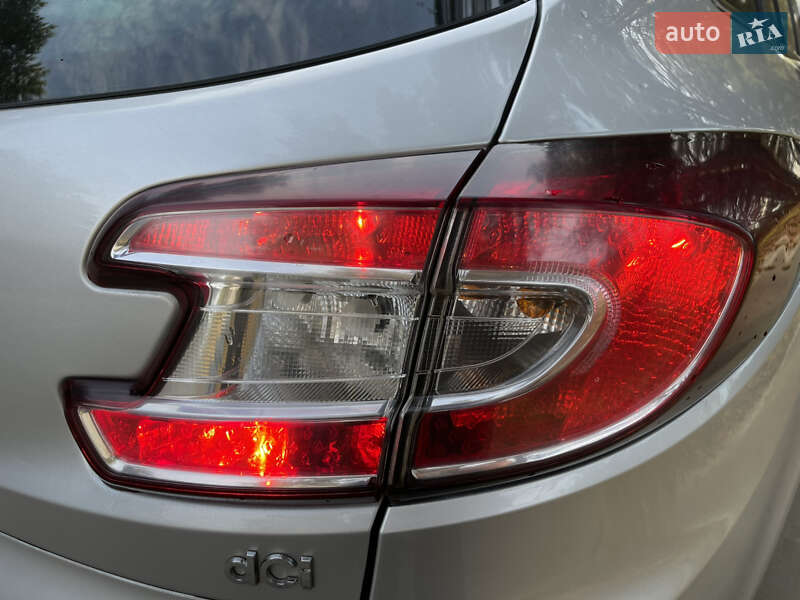 Универсал Renault Megane 2015 в Славуте фото 62 Универсал Renault Megane 2015 в Славуте