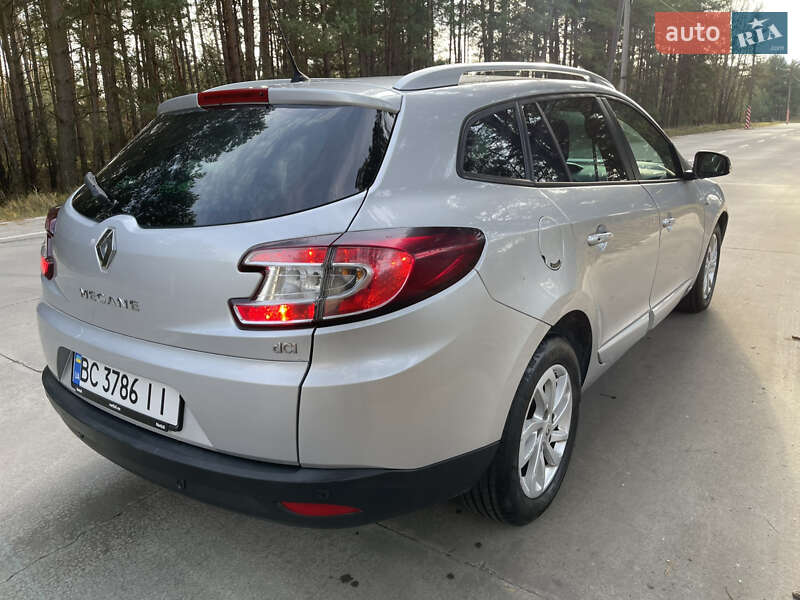 Универсал Renault Megane 2015 в Славуте фото 65 Универсал Renault Megane 2015 в Славуте