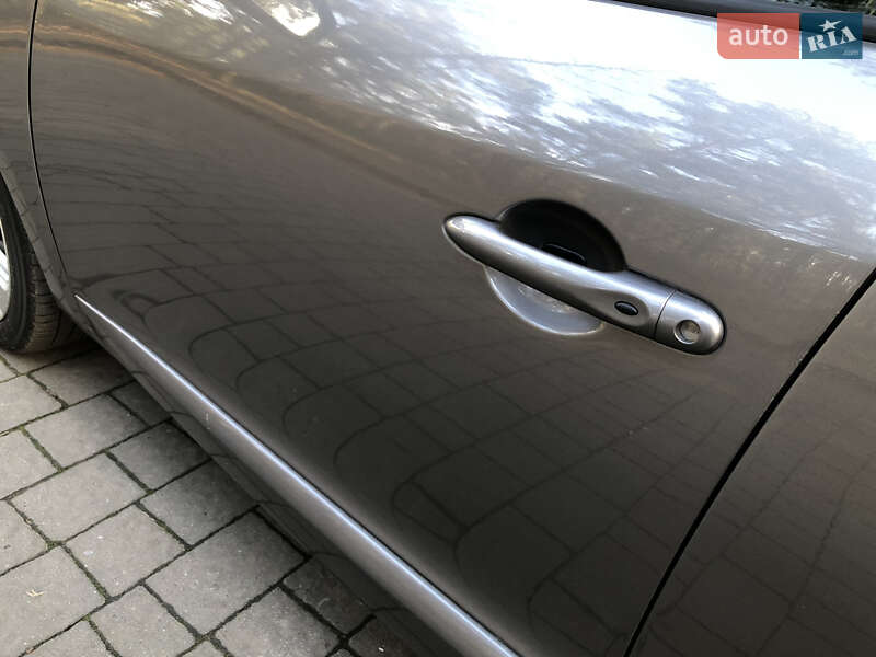 Універсал Renault Megane 2013 в Львові фото 27 Універсал Renault Megane 2013 в Львові