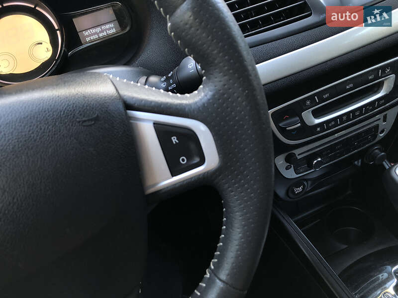 Універсал Renault Megane 2013 в Львові фото 33 Універсал Renault Megane 2013 в Львові