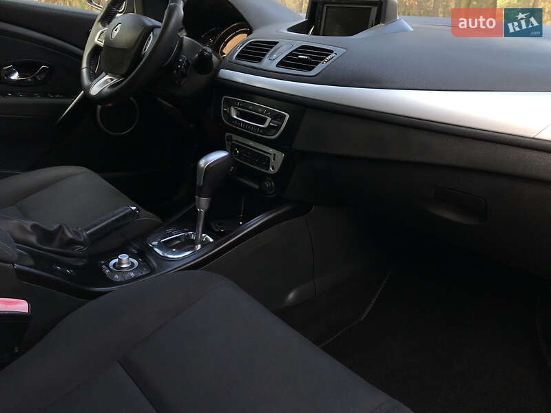 Універсал Renault Megane 2013 в Львові фото 48 Універсал Renault Megane 2013 в Львові