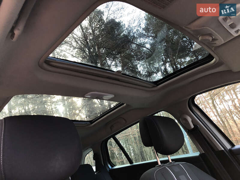 Універсал Renault Megane 2013 в Львові фото 52 Універсал Renault Megane 2013 в Львові