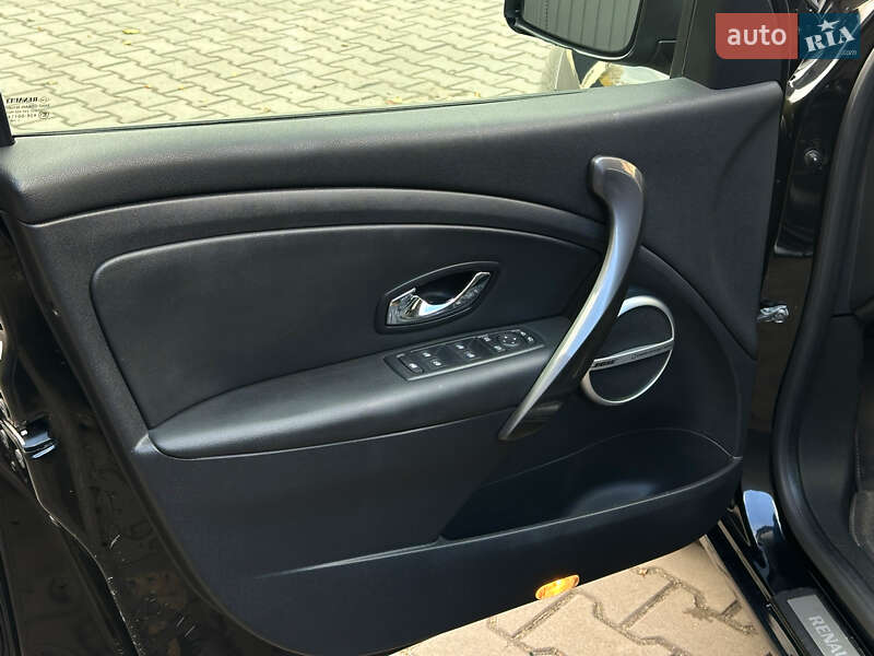 Универсал Renault Megane 2011 в Каменском фото 28 Универсал Renault Megane 2011 в Каменском