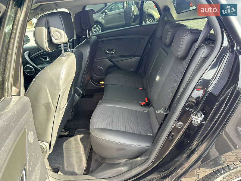 Универсал Renault Megane 2011 в Каменском фото 43 Универсал Renault Megane 2011 в Каменском