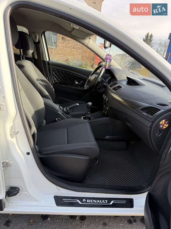 Универсал Renault Megane 2010 в Казатине фото 19 Универсал Renault Megane 2010 в Казатине