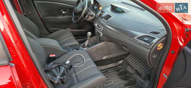 Универсал Renault Megane 2014 в Львове фото 11 Универсал Renault Megane 2014 в Львове
