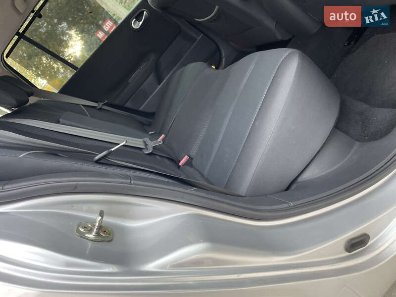 Універсал Renault Megane 2006 в Черкасах фото 24 Універсал Renault Megane 2006 в Черкасах