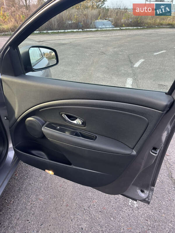 Хэтчбек Renault Megane 2011 в Радивилове