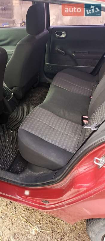 Седан Renault Megane 2008 в Словитой фото 5 Седан Renault Megane 2008 в Словитой