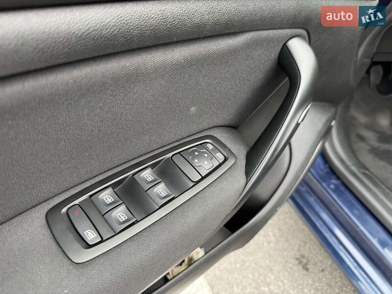 Универсал Renault Megane 2018 в Киеве