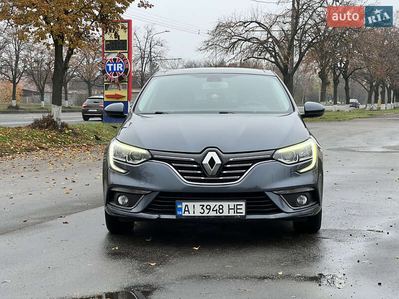 Хэтчбек Renault Megane 2017 в Харькове фото 3 Хэтчбек Renault Megane 2017 в Харькове