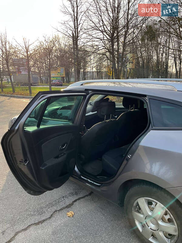 Універсал Renault Megane 2011 в Умані фото 11 Універсал Renault Megane 2011 в Умані