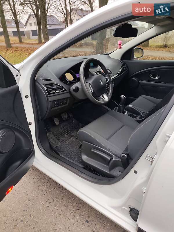 Хэтчбек Renault Megane 2011 в Сумах