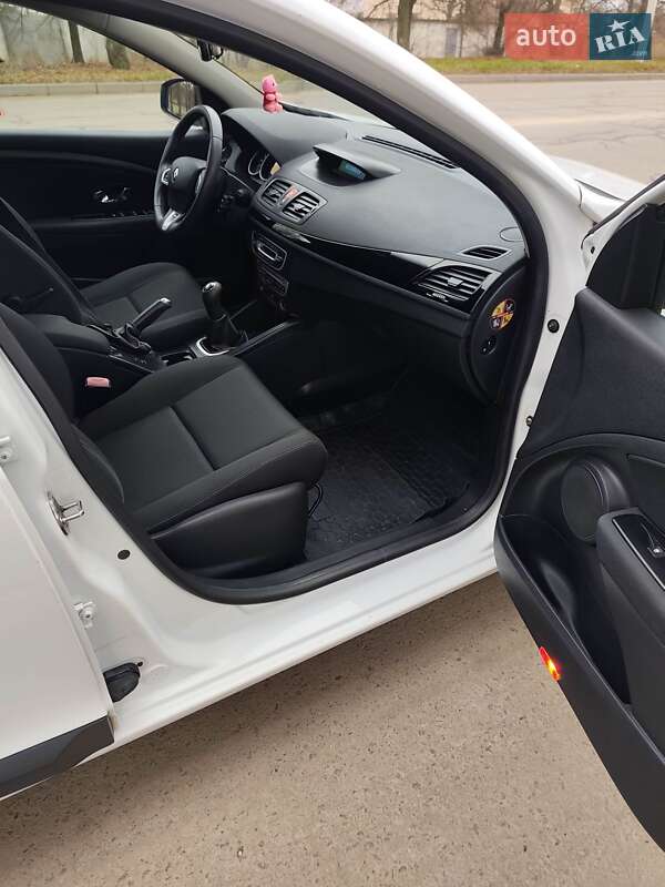 Хэтчбек Renault Megane 2011 в Сумах