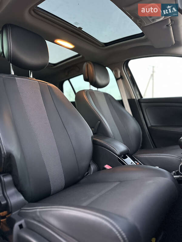 Универсал Renault Megane 2012 в Луцке фото 34 Универсал Renault Megane 2012 в Луцке