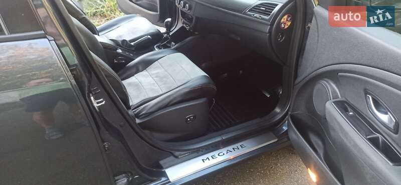 Универсал Renault Megane 2010 в Глухове