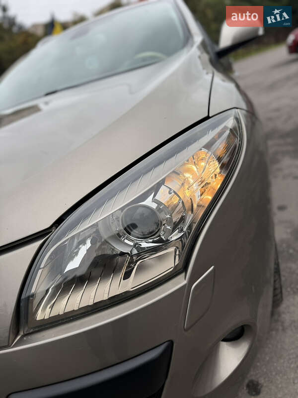 Универсал Renault Megane 2010 в Хмельницком фото 10 Универсал Renault Megane 2010 в Хмельницком