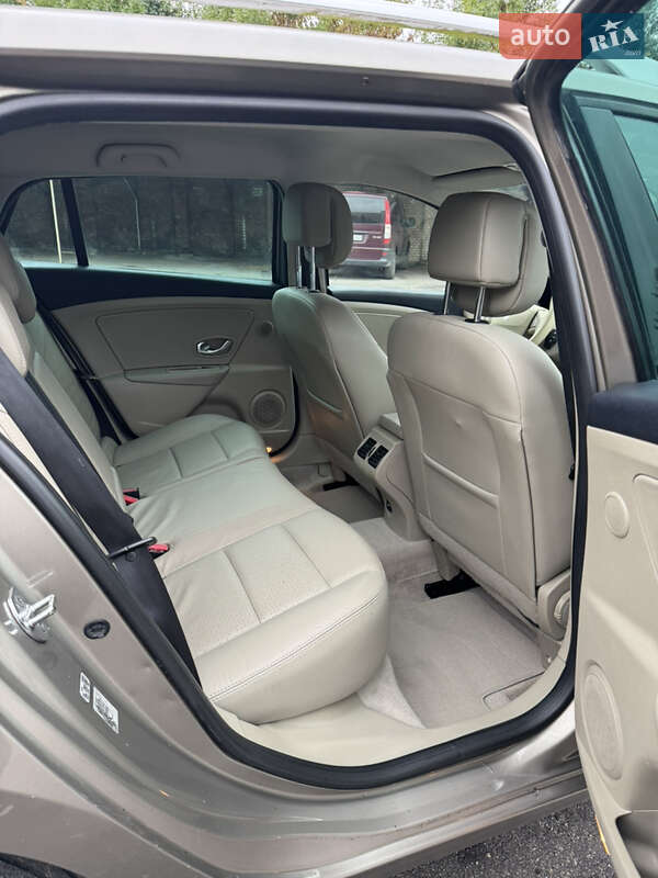 Универсал Renault Megane 2010 в Хмельницком фото 27 Универсал Renault Megane 2010 в Хмельницком