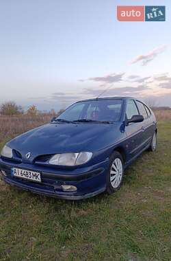Хэтчбек Renault Megane 1998 в Ржищеве