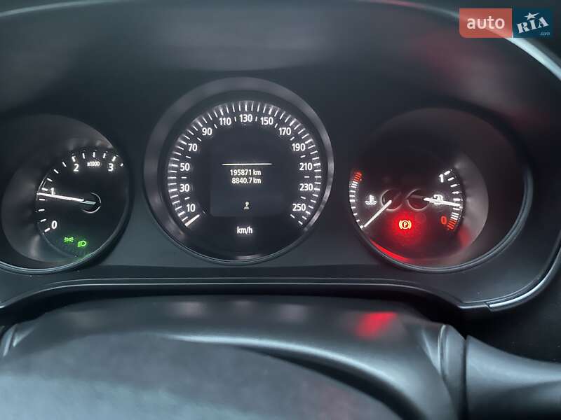 Хэтчбек Renault Megane 2016 в Степани фото 11 Хэтчбек Renault Megane 2016 в Степани