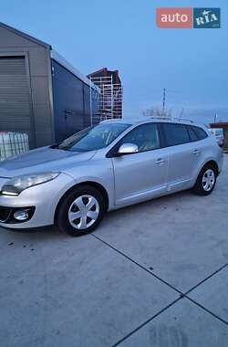 Универсал Renault Megane 2012 в Староконстантинове