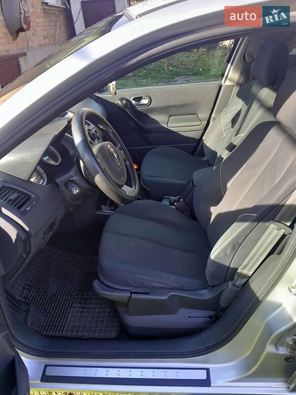 Универсал Renault Megane 2004 в Чигирине фото 15 Универсал Renault Megane 2004 в Чигирине