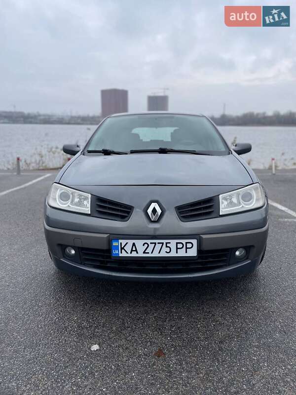 Хэтчбек Renault Megane 2006 в Киеве