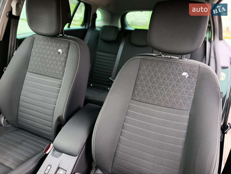 Универсал Renault Megane 2015 в Виннице фото 22 Универсал Renault Megane 2015 в Виннице