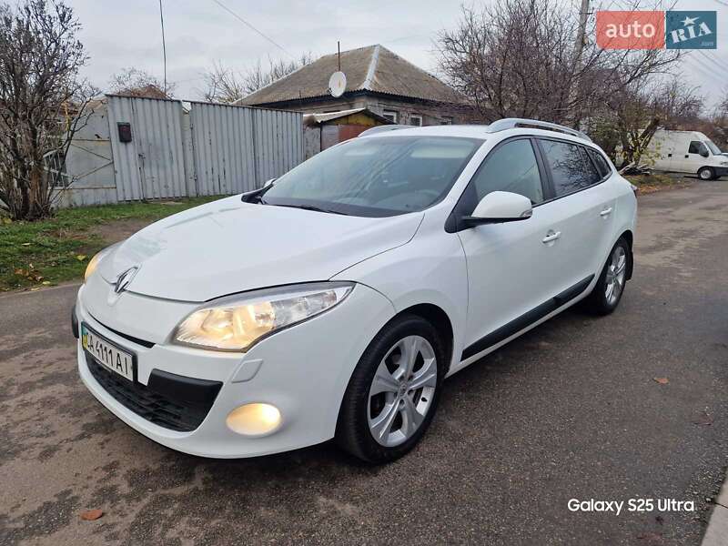Универсал Renault Megane 2011 в Черкассах фото Универсал Renault Megane 2011 в Черкассах