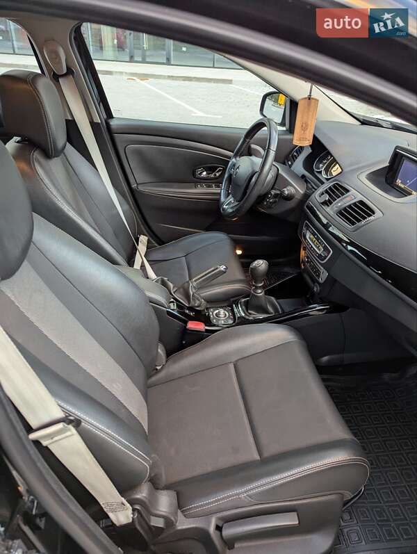 Универсал Renault Megane 2013 в Ровно фото 9 Универсал Renault Megane 2013 в Ровно