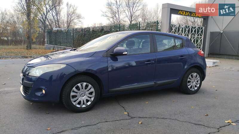 Хэтчбек Renault Megane 2010 в Горишних Плавнях