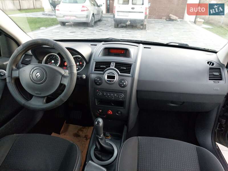 Универсал Renault Megane 2005 в Монастыриске фото 25 Универсал Renault Megane 2005 в Монастыриске