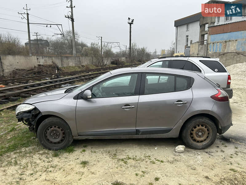 Хетчбек Renault Megane 2012 в Львові фото 3 Хетчбек Renault Megane 2012 в Львові