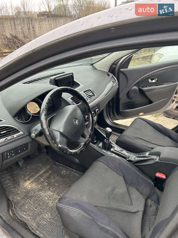 Хетчбек Renault Megane 2012 в Львові фото 8 Хетчбек Renault Megane 2012 в Львові