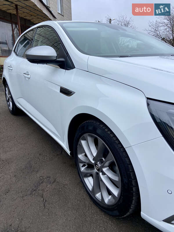 Хетчбек Renault Megane 2017 в Умані фото 31 Хетчбек Renault Megane 2017 в Умані