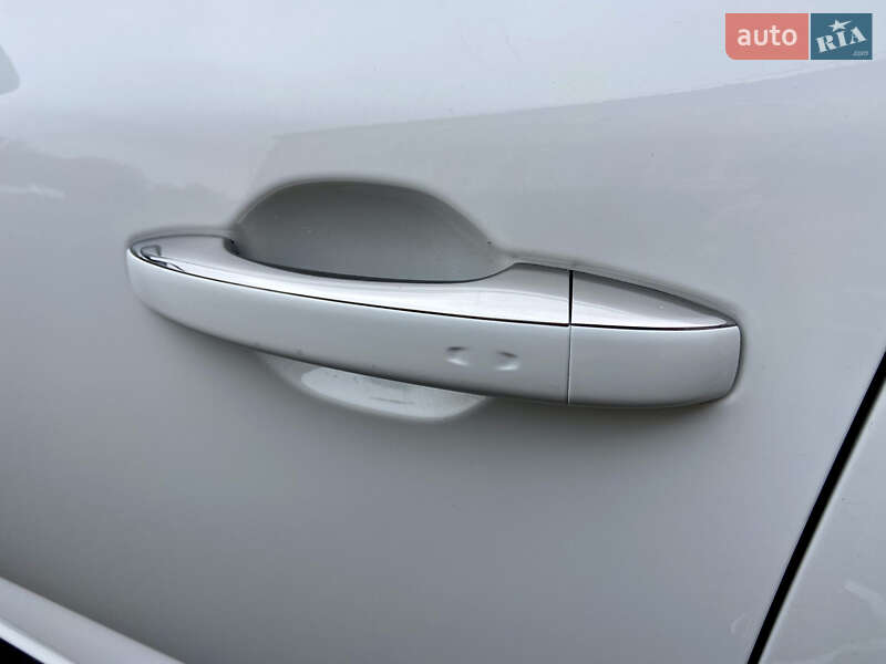 Хетчбек Renault Megane 2017 в Умані фото 36 Хетчбек Renault Megane 2017 в Умані