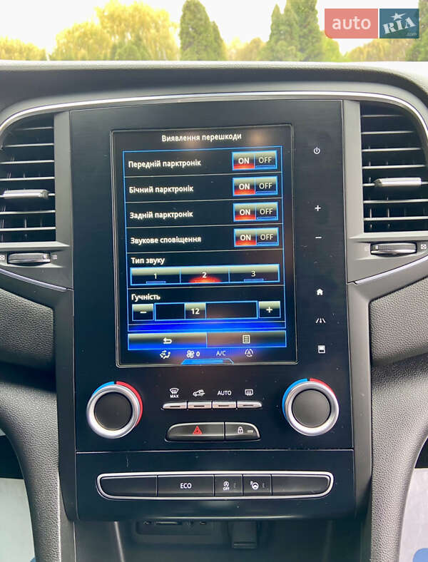 Хетчбек Renault Megane 2017 в Умані фото 71 Хетчбек Renault Megane 2017 в Умані
