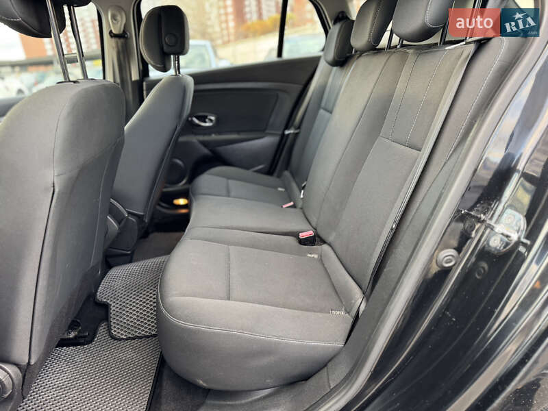 Універсал Renault Megane 2011 в Києві фото 12 Універсал Renault Megane 2011 в Києві