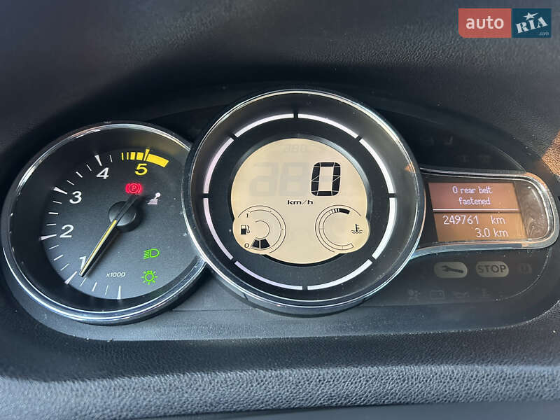 Универсал Renault Megane 2011 в Городке