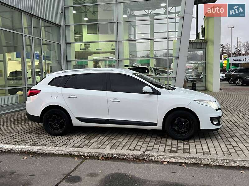 Универсал Renault Megane 2013 в Полтаве фото 8 Универсал Renault Megane 2013 в Полтаве