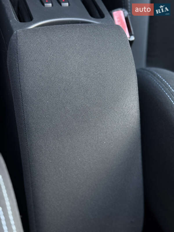 Универсал Renault Megane 2009 в Чернигове фото 60 Универсал Renault Megane 2009 в Чернигове