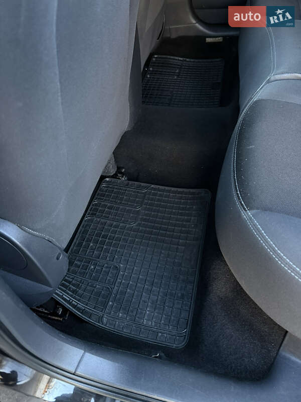 Универсал Renault Megane 2009 в Чернигове фото 72 Универсал Renault Megane 2009 в Чернигове