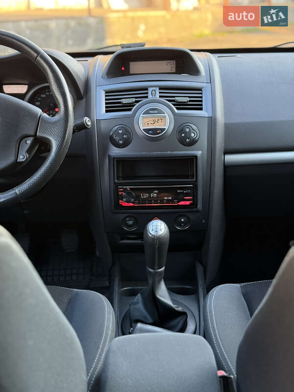 Универсал Renault Megane 2009 в Чернигове фото 77 Универсал Renault Megane 2009 в Чернигове