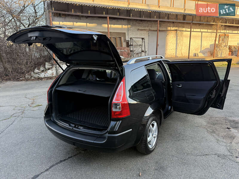 Универсал Renault Megane 2009 в Чернигове фото 108 Универсал Renault Megane 2009 в Чернигове