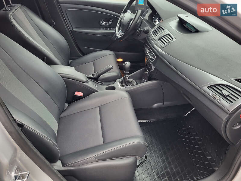 Універсал Renault Megane 2016 в Луцьку