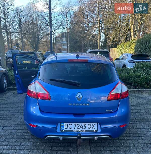 Хэтчбек Renault Megane 2012 в Корце