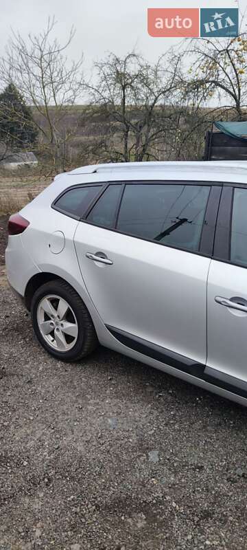 Универсал Renault Megane 2009 в Луцке фото 6 Универсал Renault Megane 2009 в Луцке