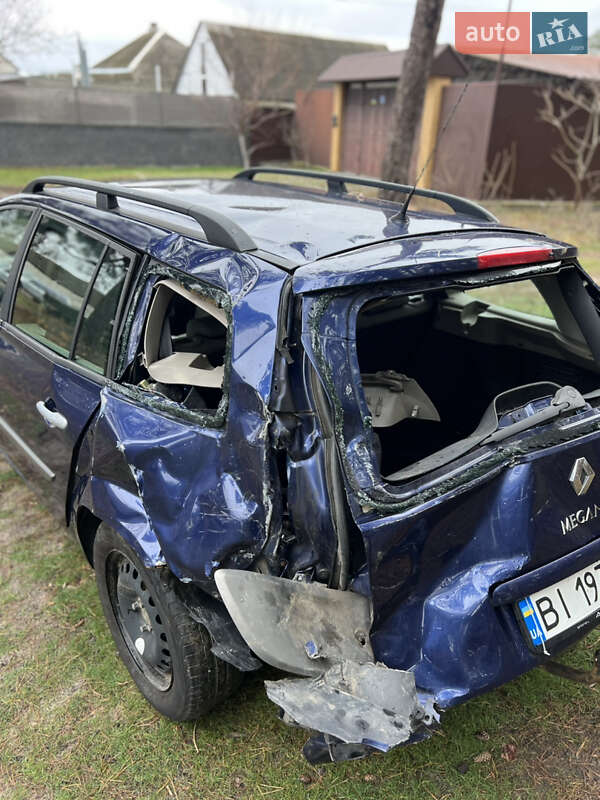 Универсал Renault Megane 2004 в Змиеве фото 8 Универсал Renault Megane 2004 в Змиеве