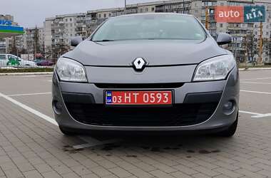Хетчбек Renault Megane 2011 в Сумах